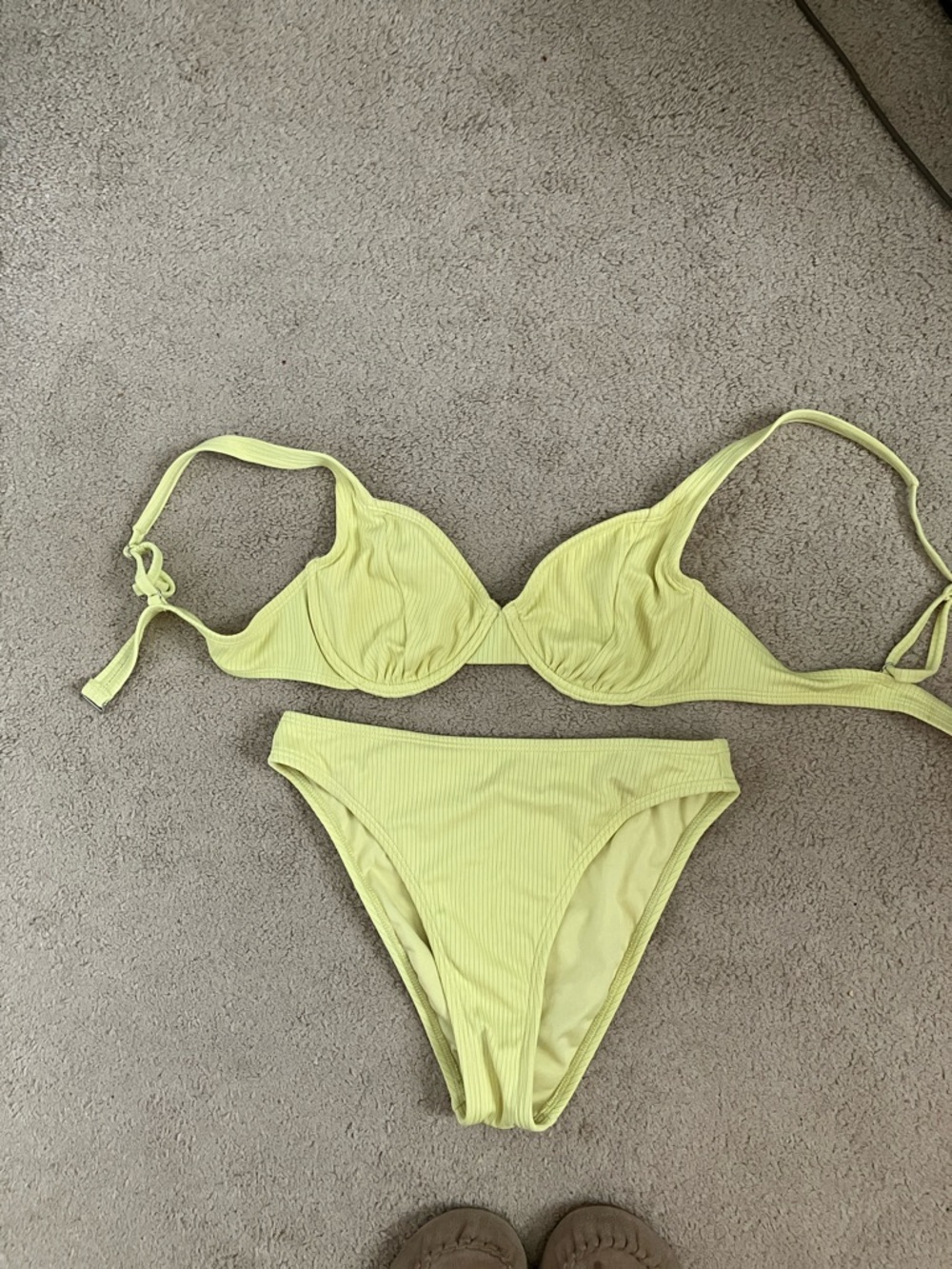 Xhilaration Ribbed Underwire Bikini Set in Light Lime